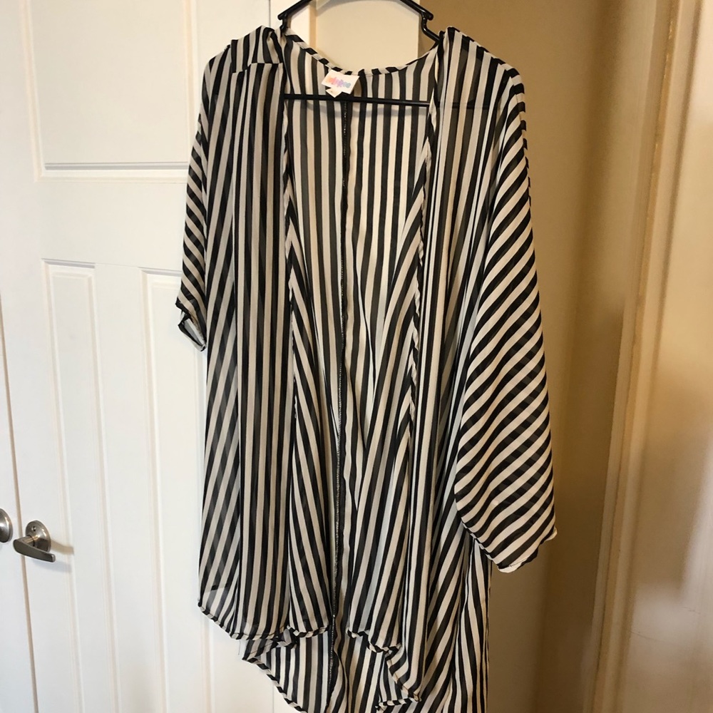 LuLaRoe Lindsay Size Large